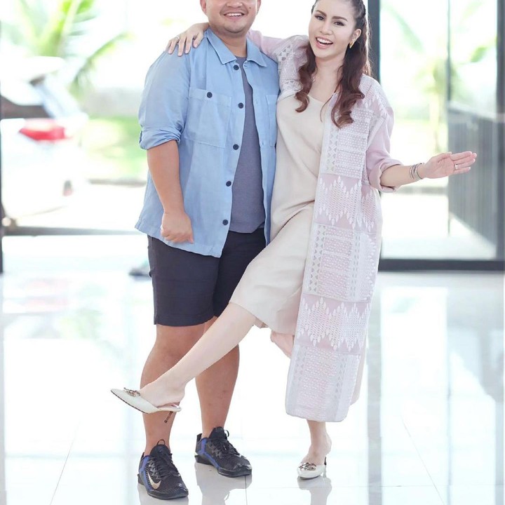 <p>Sejak menikah dengan pengusaha tajir bernama Nicola Reza Samudra, Momo 'Geisha' sudah jarang terlihat di dunia hiburan, Bunda.  (Foto: Instagram @therealmomogeisha)</p>