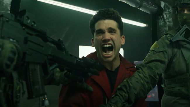 Geng Professor terlihat ditangkap pasukan yang masuk ke dalam Bank Spanyol pada trailer volume dua musim kelima serial Money Heist.