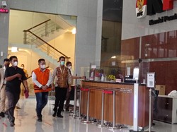 KPK Tetapkan Orang Kepercayaan Zumi Zola Tersangka Gratifikasi Proyek Jambi