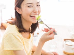 5 Makanan yang Bikin Cewek Korea Awet Muda