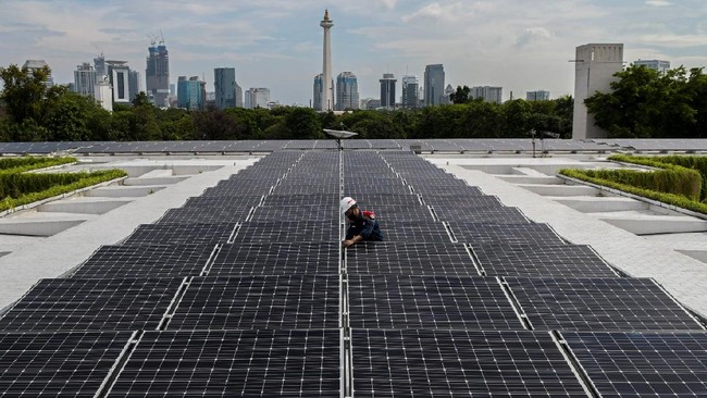 SDG Indonesia One merupakan platform PT SMI untuk pendanaan terintegrasi guna mendukung pembangunan infrastruktur yang berorientasi terhadap pencapaian SDGs.