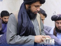 Taliban Larang Mata Uang Asing, Ekonomi Afghanistan Kepayahan