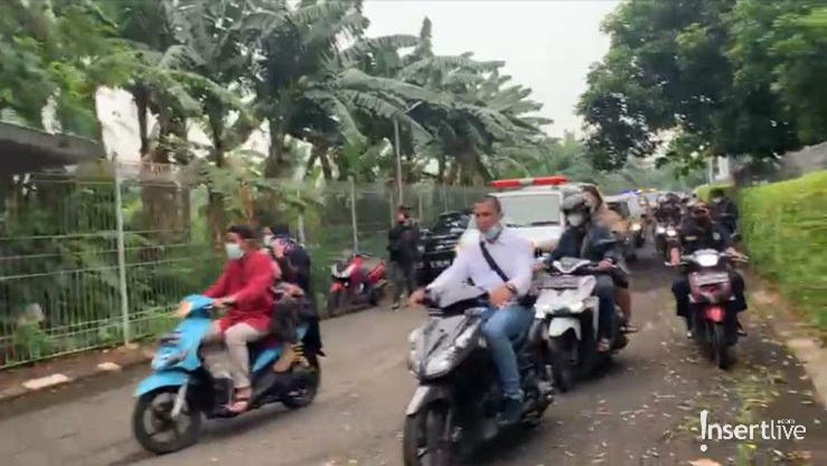 Hari ini jumat &lpar;5&sol;11&rpar; jenazah Vanessa Angel dan Bibi Ardiansyah akan dimakamkan di Taman Makam Islam Malaka&period; Yuk intip&excl;