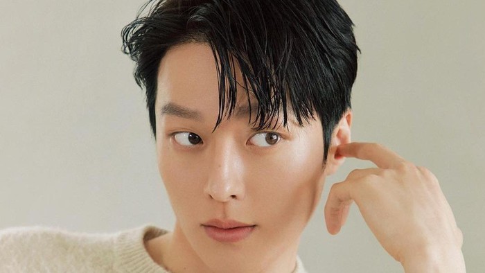 Deretan Aktor Korea Ini Ternyata Memulai Karirnya dari Model! Ada 'Pacar' Baru Song Hye Ko, Jang Ki-Yong!
