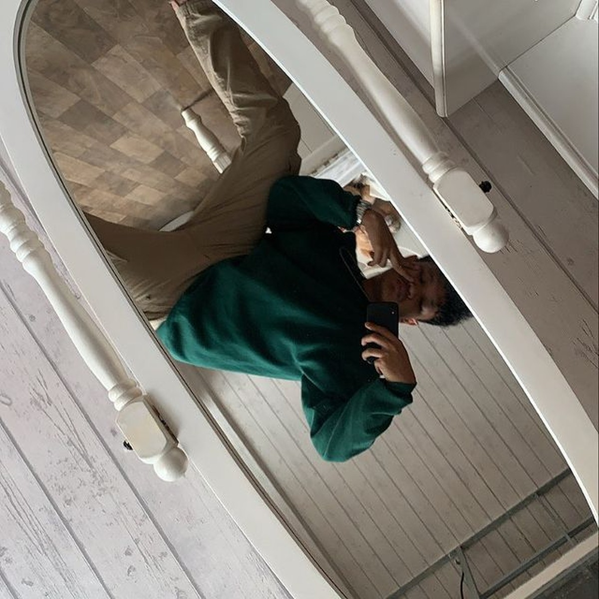 Vanessa Angel dan Bibi Andriansyah meninggal dunia dalam kecelakaan tunggal di tol Jombang&comma; sang sopir disorot&period; Yuk intip&excl;