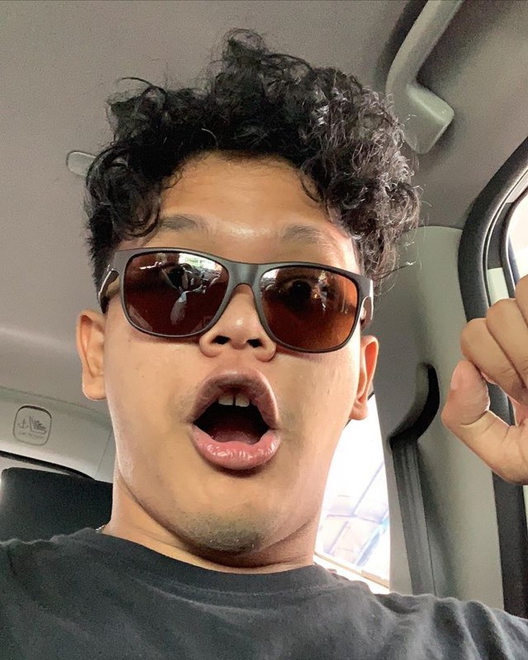 7 Potret Tubagus Joddy Sopir Vanessa Angel yang Jadi Sorotan Vanessa Angel dan Bibi Andriansyah meninggal dunia dalam kecelakaan tunggal di tol Jombang, sang sopir disorot. Yuk intip!