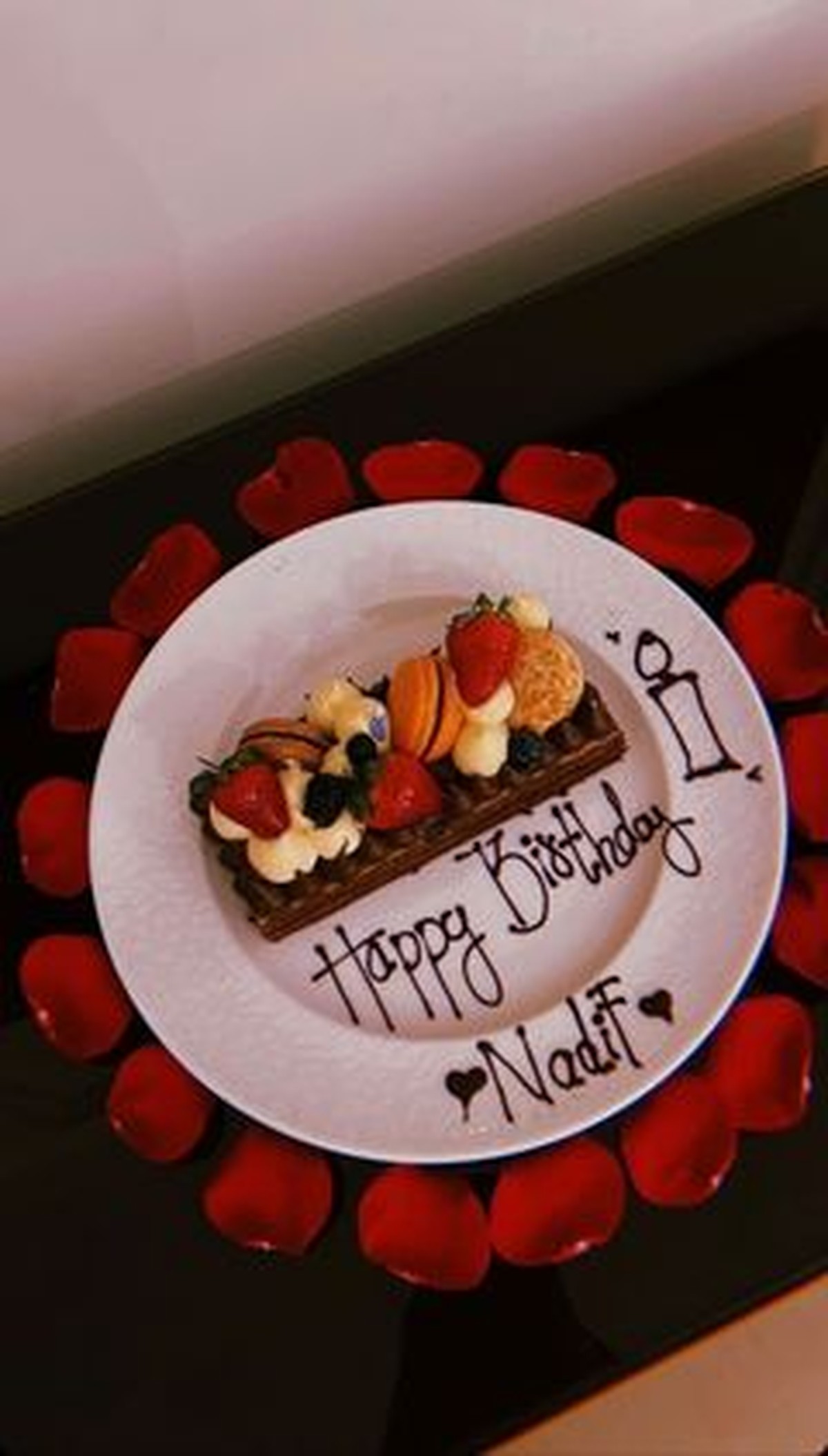 Momen Romantis Anya Geraldine & Pria yang Diduga Pacarnya di Bahrain