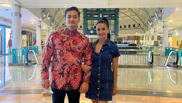 img-title Crazy Rich Surabaya Siap Rawat Anak Vanessa Angel-Bibi Sampai Sukses