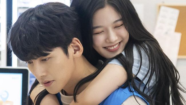 Berikut sinopsis Backstreet Rookie episode 7 dan 8 yang tayang pada Sabtu (27/11) dan Minggu (28/11) pukul 12.30 WIB di Trans TV.