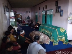 Bapak dan Anak Korban Banjir Bandang Kota Batu Ditemukan Meninggal