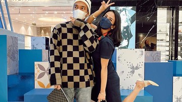 MOMEN BERTIGA SAAT MASIH BERSAMA