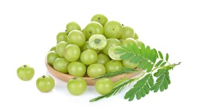 7 Manfaat Buah Amla untuk Kesehatan