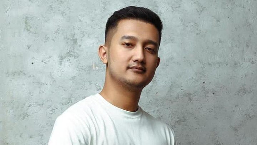 Jaga Anak Vanessa Angel, 'Crazy Rich' Tom Liwafa Hobi Berbagi