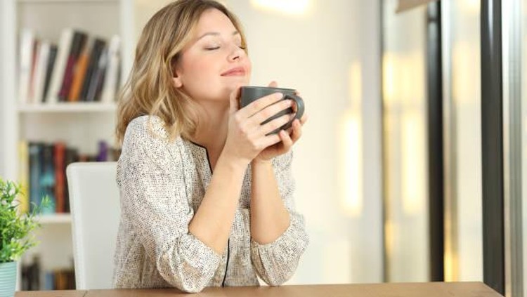Menjalani hidup dengan santai memang dapat mengurangi stress, apakah zodiak Bunda termasuk? Simak selengkapnya, yuk.