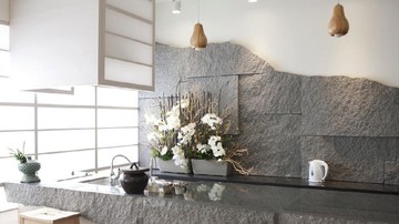 BATU PASIR TETAP CANTIK DAN TAHAN BANTING