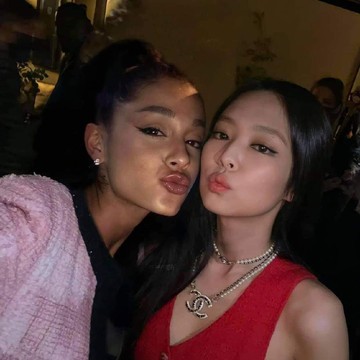 img-title Berawal dari Fans, Jennie BLACKPINK Kini Berteman dengan Sederet Bintang Top Hollywood