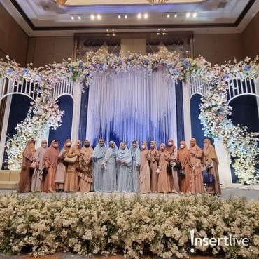 Doa Rekan Artis dan Figur Publik di Pengajian Pernikahan Ria Ricis