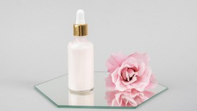 Lebih Dekat dengan Niacinamide, Bahan Aktif Skincare yang 'Hype'