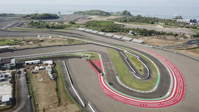 Menjelang tes MotoGP di Sirkuit Mandalika, Direktur Olahraga Ducati Paolo Ciabatti menyampaikan pesan kepada fan-fan di Indonesia.