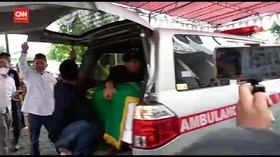 VIDEO: Momen Jenazah Vanessa Angel dan Suami Tiba di Jakarta