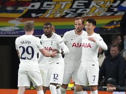 Tottenham Vs Vitesse: Ada 3 Kartu Merah, Spurs Menang 3-2