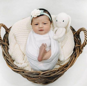 6 Pemotretan Perdana Baby Guzel Putri Ali Syakieb & Margin Wieheerm