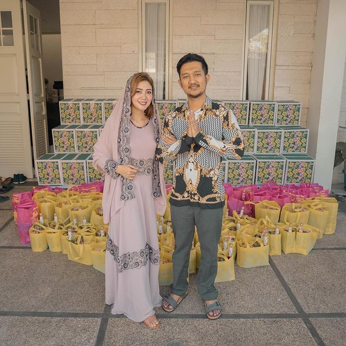 Potret Keluarga Crazy Rich Surabaya yang Rawat Gala Anak Vanessa & Bibi
