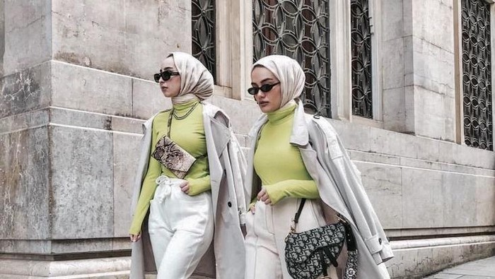 Anti Gerah! 7 Fashion Item untuk Hijabers Ini Wajib Kamu Miliki