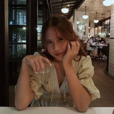 Bagian Intim Disentuh Saat Manggung, Nadin Amizah Murka