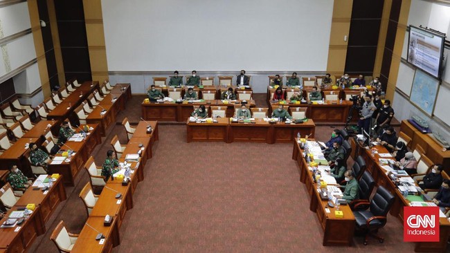 Dewan Perwakilan Rakyat akan menggelar Rapat Paripurna untuk mengesahkan persetujuan atas calon Panglima TNI Jenderal Andika Perkasa hari ini, Senin (8/11).