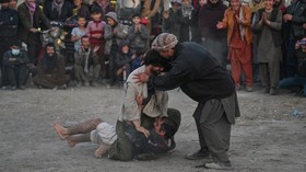 FOTO: Duel Petarung Amatir Jadi Hiburan Rakyat Afghanistan