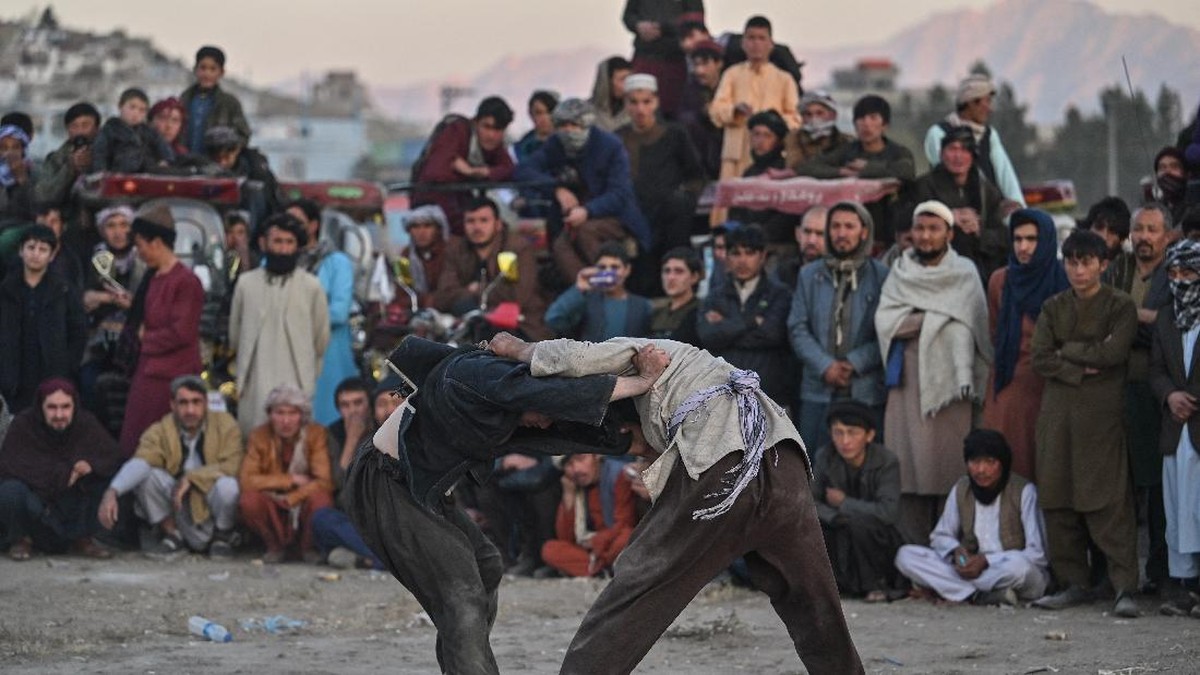 FOTO: Duel Petarung Amatir Jadi Hiburan Rakyat Afghanistan