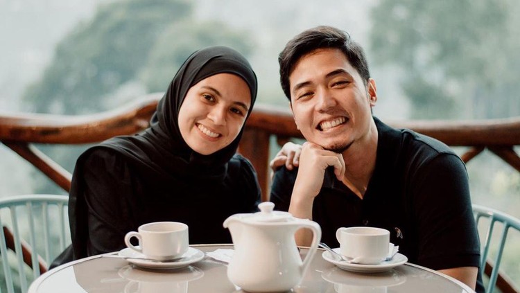 Nycta Gina dan Kinos Nycta Gina dan Kinos