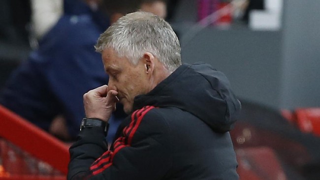 Manchester United disebut sedang libur latihan selama sepekan karena Ole Gunnar Solskjaer mudik ke Norwegia.