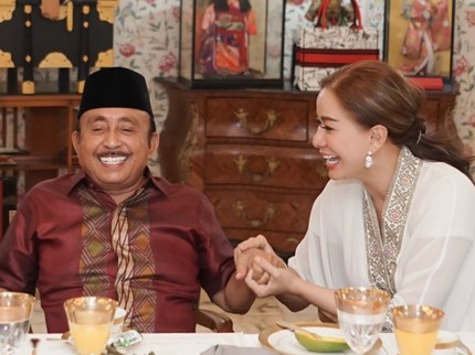 Kisah Cinta Donna dan Eks Menteri Abdul Latief, Mantap Menikah Tanpa Pacaran