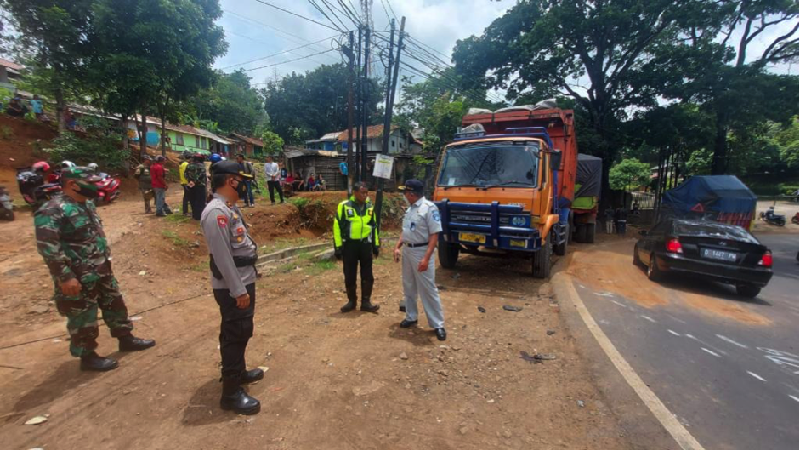 PT Jasa Raharja cabang Jawa Barat bergerak cepat untuk proses memberikan jaminan santunan kecelakaan terhadap empat orang yang meninggal dunia