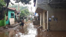 Empat RW di Pejaten Timur Terdampak Banjir Akibat Luapan Kali Ciliwung