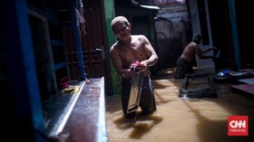 4 RW di Kampung Melayu Banjir, Ketinggian Air Sempat 1,3 Meter