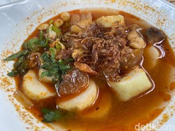 Kenyal Gurih! 10 Lontong Kikil Enak di Surabaya Ada di Sini