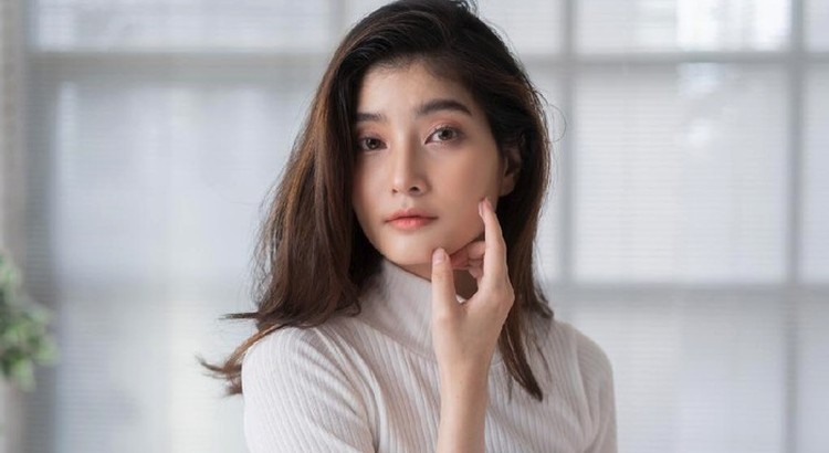 5 Cara Diet Mengecilkan Pipi Agar Wajah Bunda Lebih Tirus Apa Bunda sedang mencari cara diet mengecilkan pipi? Berikut beberapa cara diet mengecilkan pipi mulai dari makanan hingga senam wajah. Perlu dicoba nih Bunda!