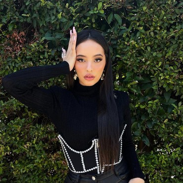 Lirik Lagu Minefields - Faouzia ft John Legend