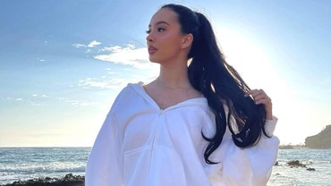img-title Sempat Duet dengan John Legend, Faouzia Hadirkan Bahasa Arab di Lagu Baru