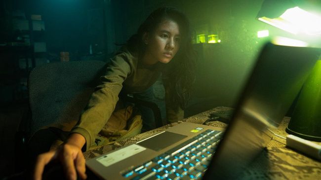 Sutradara Gina S Noer mengusulkan industri perfilman membentuk dewan etik menyikapi kasus kru film Penyalin Cahaya yang diduga terlibat pelecehan seksual.