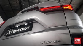 Berapa Kecepatan Xpander yang Bikin Porsche Ringsek?