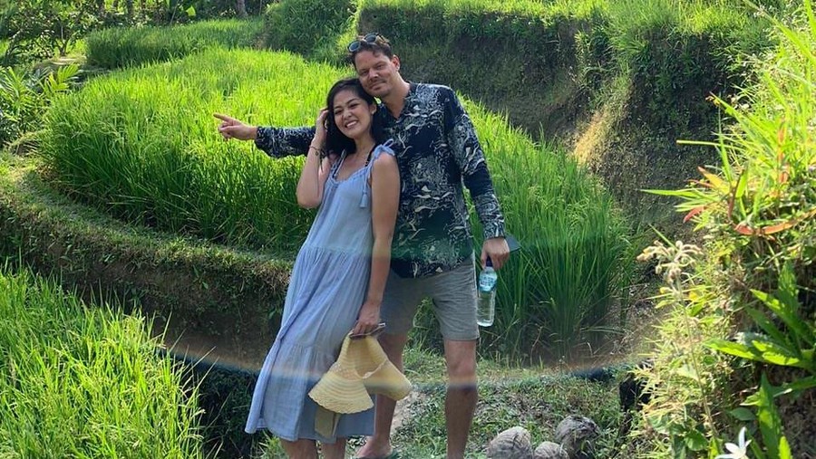 Gracia Indri Gracia Indri dan kekasih bule