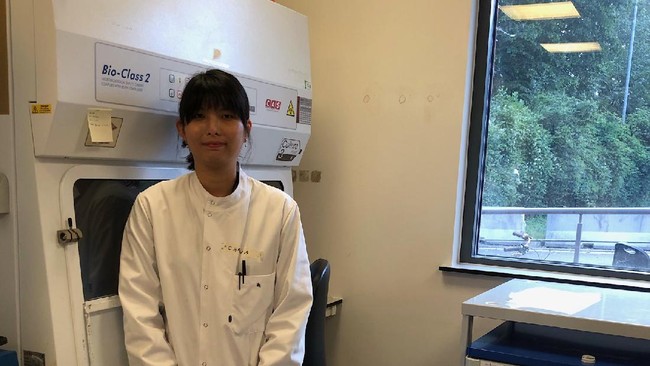 Peneliti asal Indonesia Carina Joe berkisah perjuangan kembangkan vaksin AstraZeneca yang kerja 7 hari seminggu demi kebut vaksin Covid-19 itu.