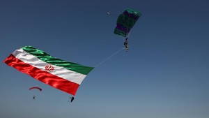 Bagaimana Iran Bangkit jadi Begitu Kuat Meski Disanksi AS?