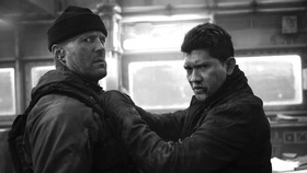 Unggah Foto Bareng, Jason Statham Puji Iko Uwais Master Sejati