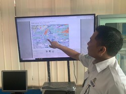 BMKG Juanda Keluarkan Peringatan Cuaca Ekstrem 3 Hari di Jatim