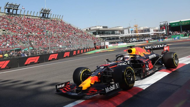 Pembalap Red Bull Honda Max Verstappen meraih kemenangan Formula 1 (F1) GP Meksiko 2021 di Sirkuit Hermanos Rodriguez, Senin (8/11) dini hari waktu Indonesia.